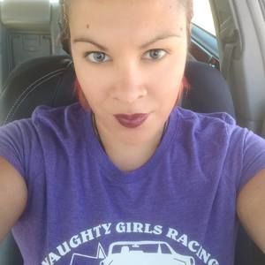 Meet your Posher, Carrie